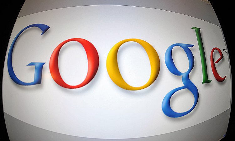 O logo do Google na tela de um computador (Karen Bleier/Getty Images)