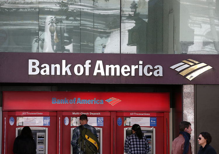 O Banco da América eliminará mil empregos nos EUA para reajustar seu portfólio e contas (Justin Sullivan/Getty Images)