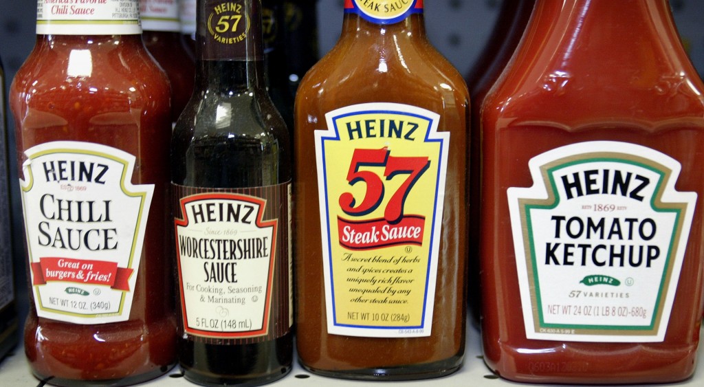 Produtos da HJ Heinz Co em exposição em um supermercado (Scott Olson/Getty images)