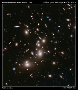 Aglomerado de galáxias Abel 2744 (NASA/ESA)