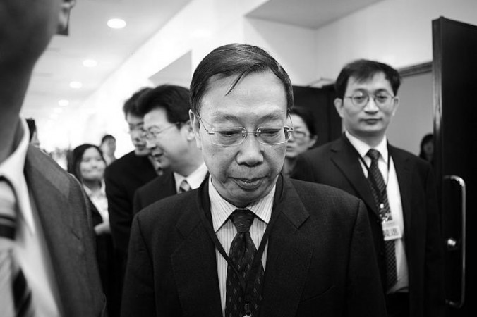 Huang Jiefu, em uma conferência em Taipei, Taiwan, em 2010. Estudantes da Universidade de Hong Kong criticaram a universidade por conceder um diploma honorário a Huang Jiefu, ex-vice-ministro chinês da saúde, por seu envolvimento na coleta de órgãos na China (Bi-Long Song / Epoch Times)