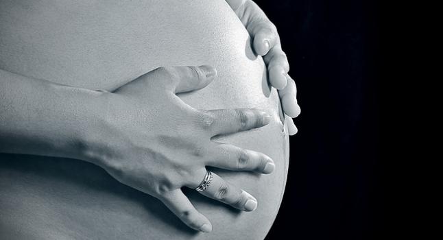 Estudo revela riscos do Prozac e antidepressivos durante a gravidez