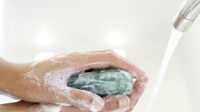 Pesquisa mostra efeitos psicológicos do ato de lavar as mãos