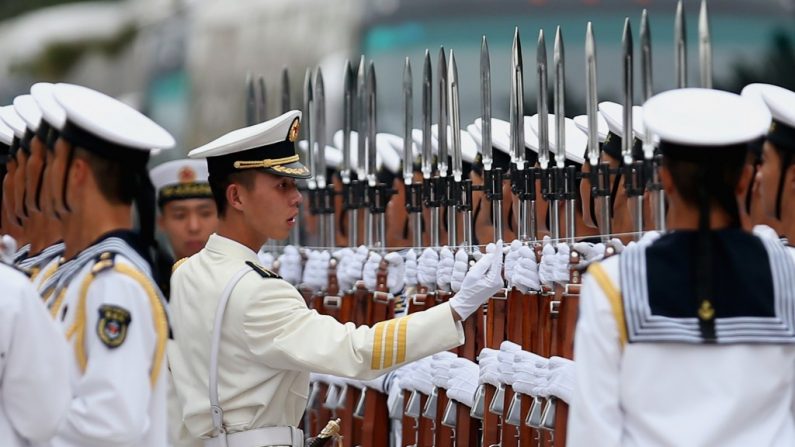 Militares chineses treinam para guerra decisiva contra Japão