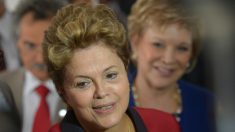 Dilma é multada por usar serviços públicos para fins eleitorais