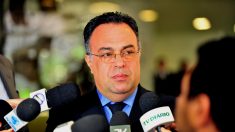 André Vargas deixa a vice-presidência da Câmara