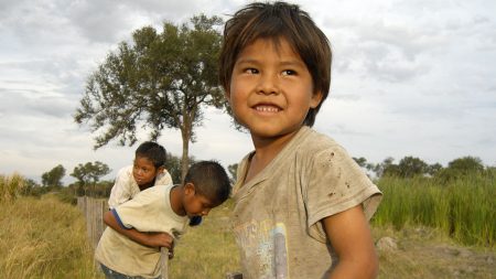 Indígenas do Paraguai recebem terras expropriadas pelo governo