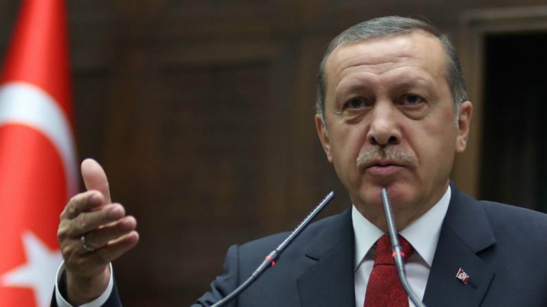 Primeiro-ministro da Turquia critica imprensa alemã