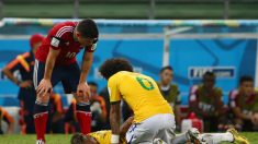 Neymar fratura vértebra e está fora da Copa do Mundo