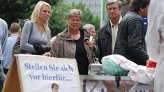 Exposição na Alemanha conscientiza pessoas sobre extração de órgãos