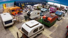 Albergue alemão tem decoração de acampamento com trailers