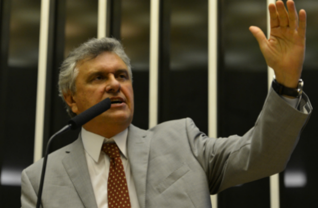 Ronaldo Caiado foi financiado por Carlinhos Cachoeira, afirma ex-senador