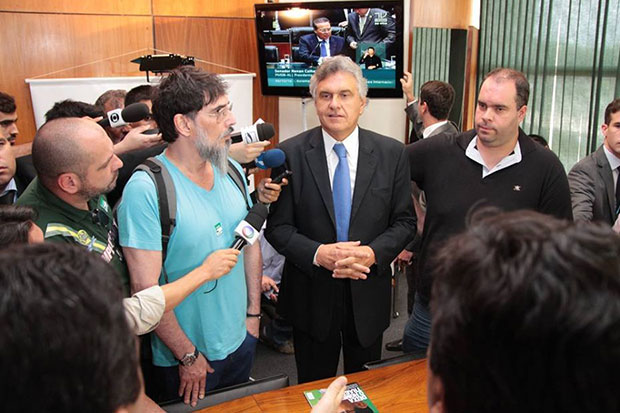Marcello Reis, Mauro Scheer, juntamente com Lobão e o Deputado Ronaldo Caiado, lutando pela nossa democracia (Reprodução)