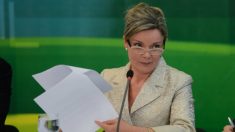 Dilma vai repensar ministério após listão do Petrolão