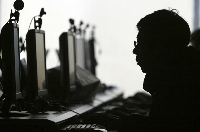 China adverte para  ‘disputa  armada na Internet’