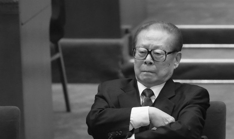 Regime Chinês dá indireta ao ex-líder Jiang Zemin para não mexer com governo