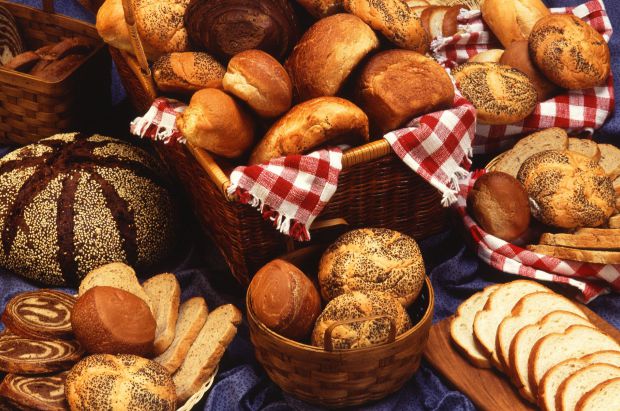 O cheiro e o sabor do pão fresco caseiro feito na hora nos remete aos tempos da casa da vovó. Fonte: wikimedia