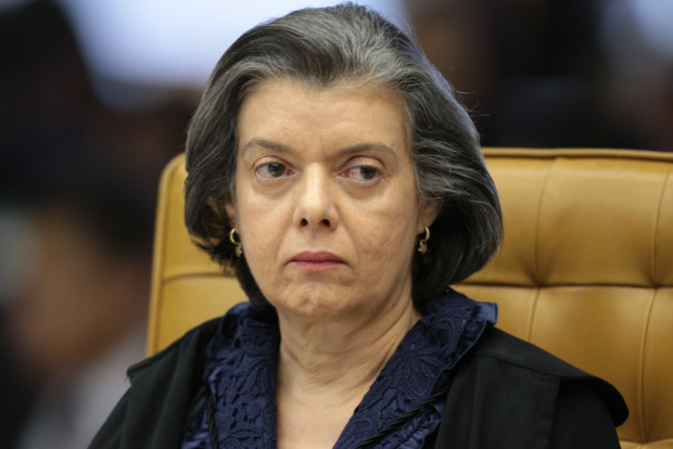 Cármen Lúcia homologa delações de executivos da Odebrecht
