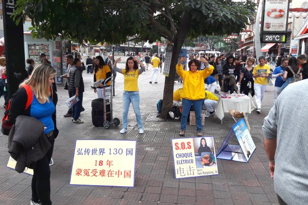 Praticantes do Falun Gong no Brasil pedem fim de genocídio na China