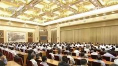 Reunião de emergência em Pequim sinaliza intensificação da campanha política de Xi Jinping