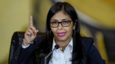Venezuela começa a perseguir opositores “por decreto”
