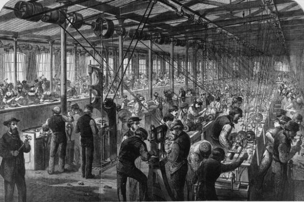 capitalismo, comunismo - A fabricação de canhões Armstrong no Arsenal de Woolwich em cerca de 1862. Publicação original ilustrada "The Beehive" ["A Colmeia"], do periódico London News, (Rischgitz/Getty Images)