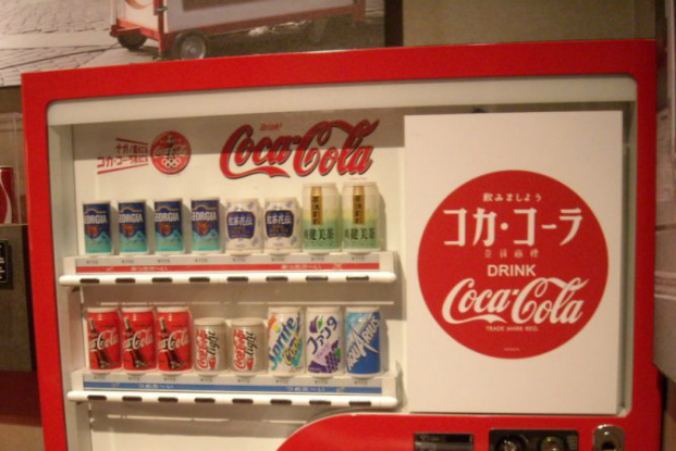 Coca-Cola quebra regra e lança sua bebida com álcool