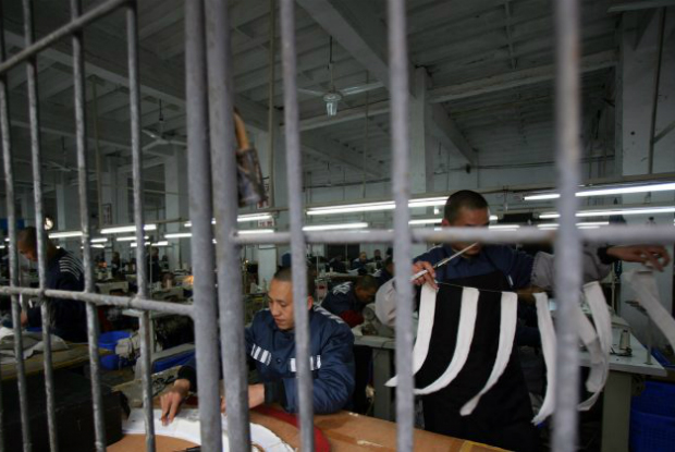 Novo relatório revela amplitude da economia do trabalho escravo nas prisões do regime chinês