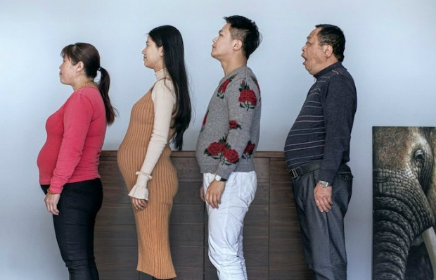 Família chinesa decide perder peso e faz mudança drástica em suas vidas. Você não acreditará como eles estão agora!