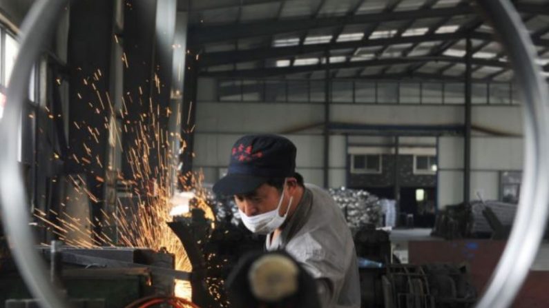 China reduz tarifas sobre aço e têxteis em meio à pressão dos EUA