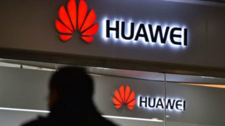 EUA restringe compra de equipamentos da Huawei e ZTE
