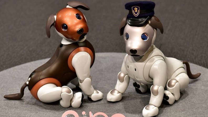 Sony apresenta uma versão “policial” de seu cão-robô Aibo (Vídeo)
