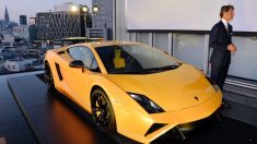 Lamborghini de US$ 160,000 explode na estrada de Londres