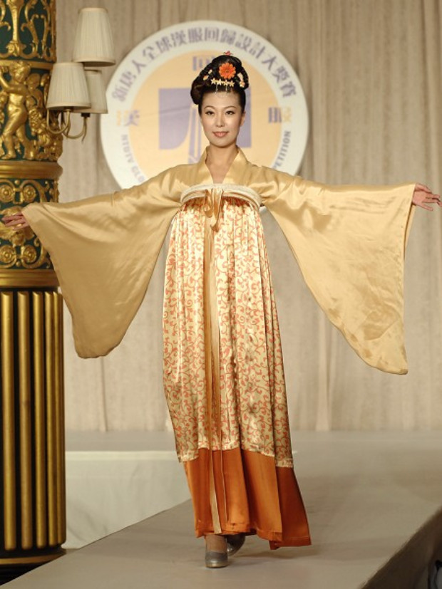 Vestido estilo Tang (©Epoch Times | Dai Bing)