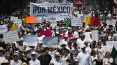 Multidão sai às ruas na Cidade do México exigindo renúncia do presidente López Obrador