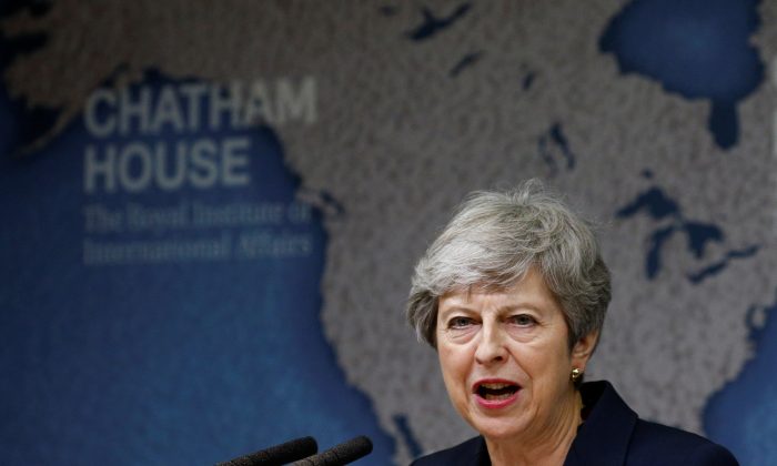 Primeira-ministra do Reino Unido reafirma compromisso com declaração conjunta sino-britânica em último discurso