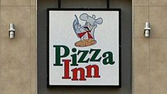 Proprietária do Pizza Inn coloca ‘cartaz com aviso’ após cliente reclamar de funcionário autista
