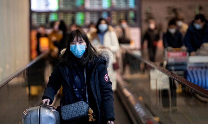 Hospitais lotados, escassez médica, mortes trágicas em Wuhan por infecções geradas pelo vírus