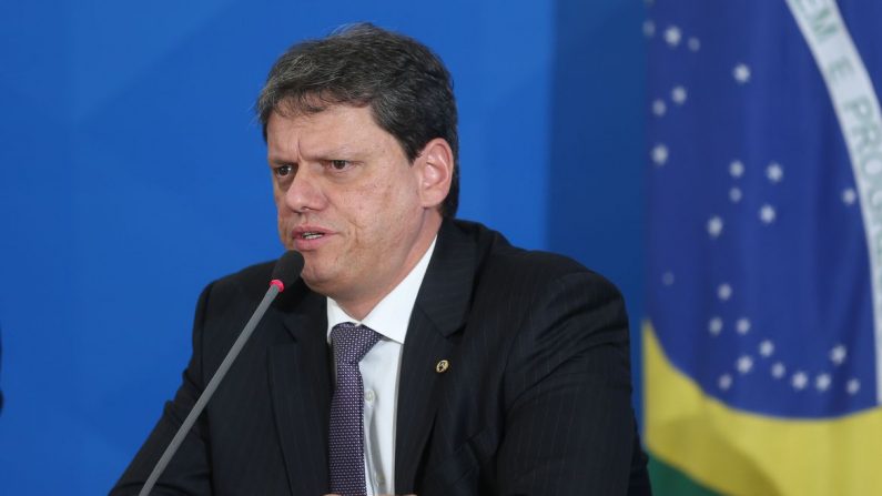 Ministro da Infraestrutura diz que Brasil vive revolução ferroviária