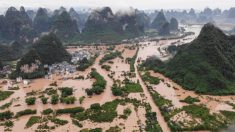 Fortes chuvas e inundações submergem regiões na China