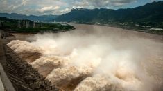 Três principais rios da China estão transbordando e milhões de pessoas estão nas zonas de perigo