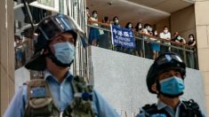 Hong Kong: legisladores dos EUA e líderes europeus condenam a aprovação da lei de segurança de Pequim