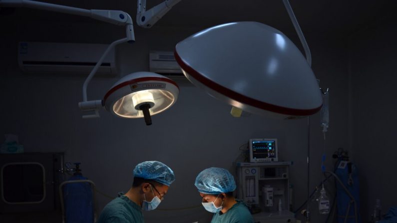 Quatro corações em dez dias: banco de órgãos ‘por demanda’ da China levanta suspeitas de extração forçada