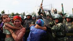 Tribunal independente do Reino Unido investiga alegações de genocídio de uigures na China