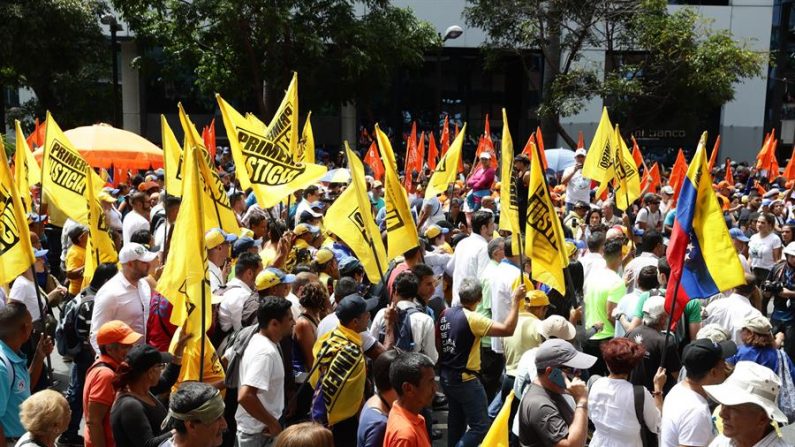 Oponentes venezuelanos denunciam ‘aumento da repressão’ contra manifestantes