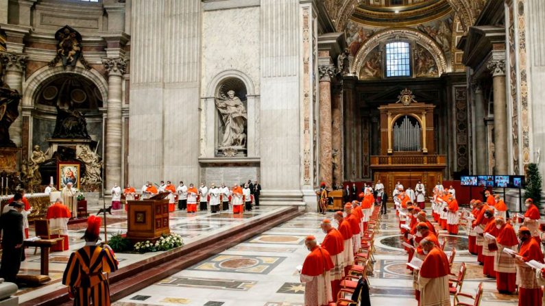 ‘Toque de recolher’: Itália quer mudar horário da Missa do Galo