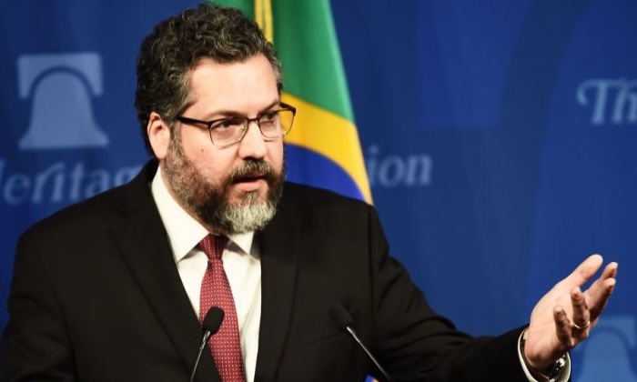 O Ministro das Relações Exteriores do Brasil, Ernesto Araújo, profere uma palestra na The Heritage Foundation em 11 de setembro de 2019 em Washington DC (EUA) (ERIC BARADAT / AFP / Getty Images)