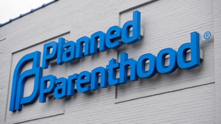 Suprema Corte do Arizona rejeita proposta da Planned Parenthood para revogação mais rápida da proibição do aborto