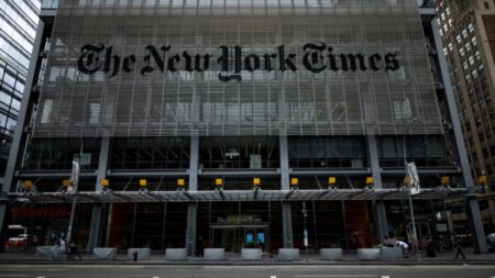 Firma obscura usa o New York Times para espalhar desinformação sobre o Epoch Times