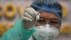 Homem desenvolve febre e erupções cutâneas após receber vacina COVID-19 fabricada na China